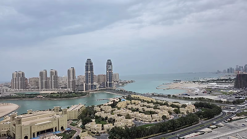 أفضل سعر لشقة غرفتين نوم + خادمة في أبراج زيغ زاغ | طابق مرتفع | إطلالة واسعة على البحيرة والبحر - Photo 1