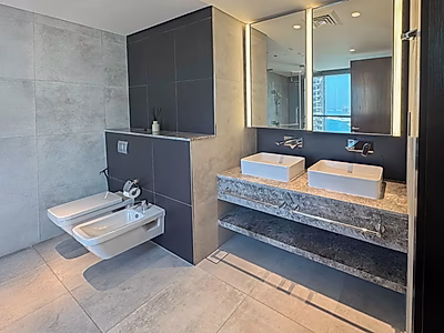 Resale Luxury 1 Bedroom with amazing Sea