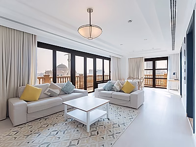 Spacious 1BR Bills Included in Porto Arabia