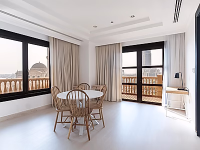 Spacious 1BR Bills Included in Porto Arabia