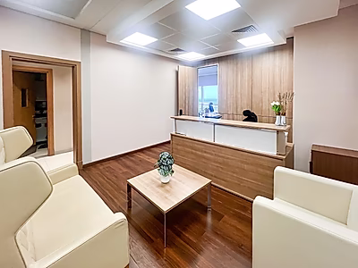 مكتب مفروش بالكامل بمساحة 150 م² | مرسى لوسيل | فرصة مميزة