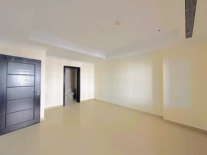 Cleanest bright 1BR plus office / Huge balcony - Photo 3
