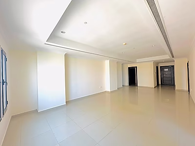 Cleanest bright 1BR plus office / Huge balcony