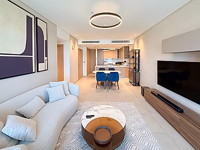 شقة حديثة بغرفة نوم واحدة وديكورات أنيقة