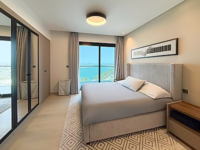 شقة حديثة بغرفة نوم واحدة وديكورات أنيقة