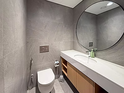 شقة حديثة بغرفة نوم واحدة وديكورات أنيقة