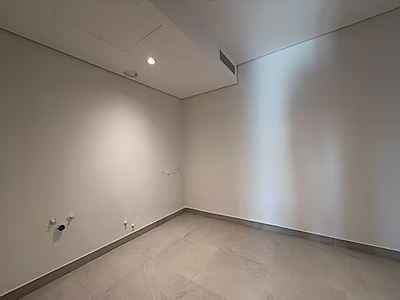 شقة مذهلة جديدة كلياً مكونة من غرفتي نوم + مخزن | فوكس هيلز لوسيل