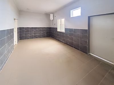 معسكر عمال جديد للبيع | موقع مميز | بركة العوامر – الوكرة