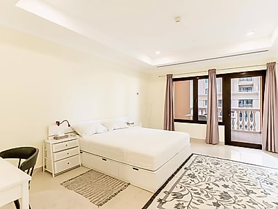 Stunning Fully Furnished 1 Br in the pearl