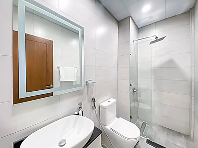 شقة أنيقة بغرفتي نوم بتصميم راقٍ