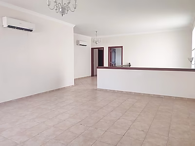 فيلا أنيقة 3 غرف نوم | عين خالد