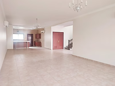 فيلا فاخرة من 4 غرف نوم | عين خالد