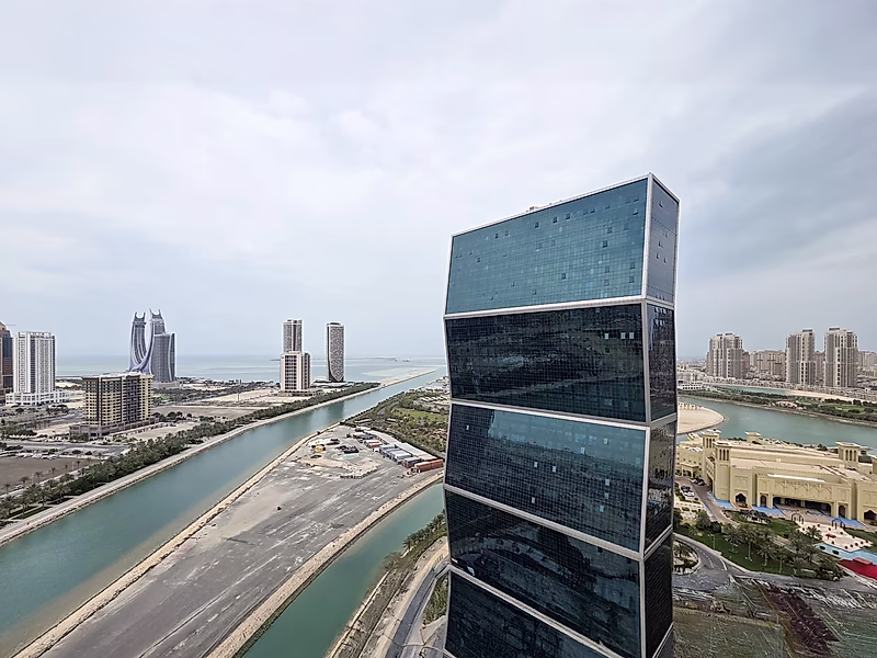 STUNNING 2BR + MAID | HIGH FLOOR APARTMENT | ZIGZAG TOWER - Photo 13