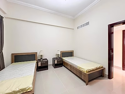 شقة  بغرفتي نوم أنيقة مع تشطيبات عصرية