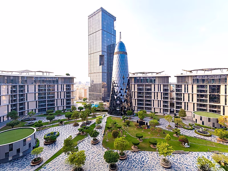 LUXURY LIVING | 4+MAID FURNISHED PENTHOUSE | BILLS INCLUDED - Photo 14