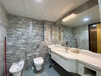 Exquisite 1BR Apartment with Modern Elegance