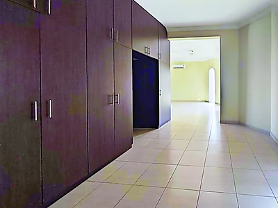 فيلا مستقلة رائعة بإطلالات خلابة