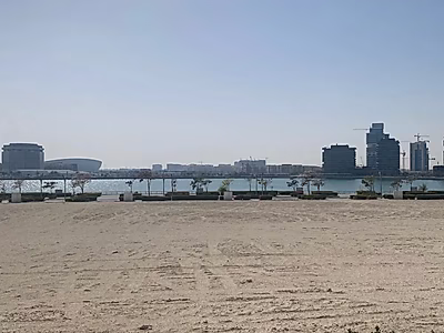 أرض حصرية للبيع | جنوب جزيرة قطيفان | فرصة استثمارية مميزة