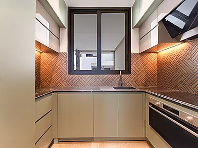 فيلا فاخرة 5 غرف + خادمة وسائق | مسبح خاص | روف تيراس | مفروشة بالكامل | جاردينو فيلاج – اللؤلؤة