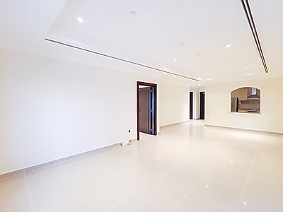 SPACIOUS 1BR SEMI FURNISHED IN THE PEARL | PORTO ARABIA