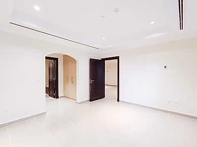 SPACIOUS 1BR SEMI FURNISHED IN THE PEARL | PORTO ARABIA