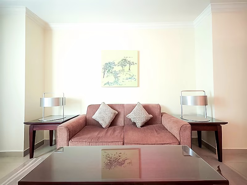 SERVICED APARTMENT | FURNISHED 1BR | ALL INCLUSIVE - Photo 3