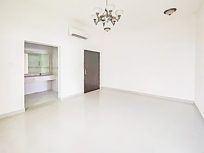 فيلا فاخرة مكونة من 6 غرف نوم | حياة الرفاهية في انتظارك