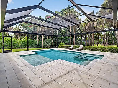 عقار فاخر في نابولي، فلوريدا | منتجع صحي خاص وتصميمات داخلية أنيقة