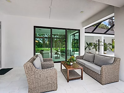 عقار فاخر في نابولي، فلوريدا | منتجع صحي خاص وتصميمات داخلية أنيقة