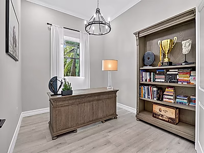 عقار فاخر في نابولي، فلوريدا | منتجع صحي خاص وتصميمات داخلية أنيقة