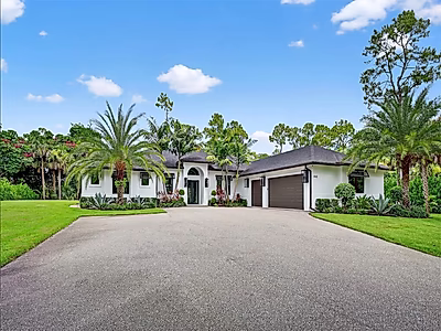 عقار فاخر في نابولي، فلوريدا | منتجع صحي خاص وتصميمات داخلية أنيقة