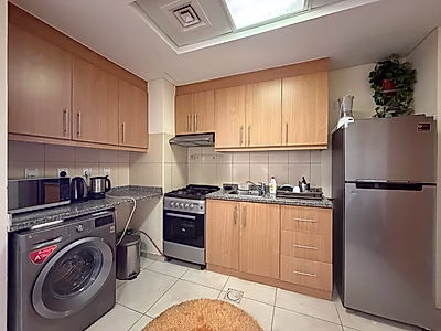 استوديو رائع في فوكس هيلز – لوسيل