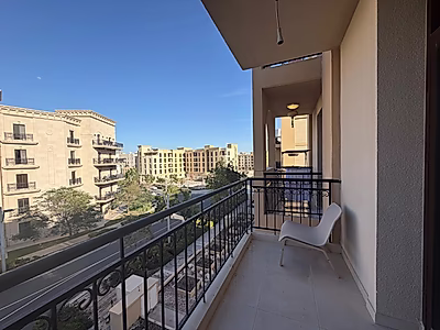 استوديو رائع في فوكس هيلز لوسيل | شامل الفواتير