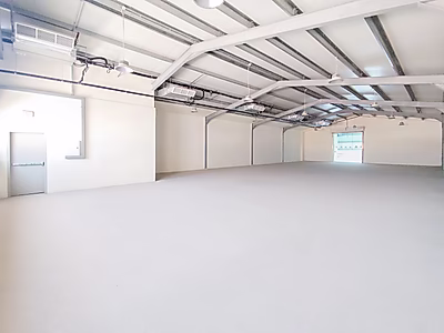 مخزن تبريد جديد بالكامل || مجهز بالكامل || موقع مميز