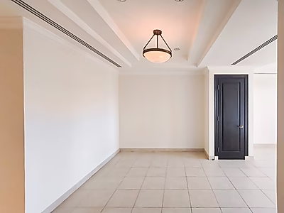 FOR SALE! AMAZING 1 BEDROOM I HUGE BALCONY I WITH TITLE DEED