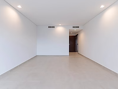 شقة بانورامية فاخرة في فيفا بحرية | ابراج المتحدة | إطلالة بحرية | دور علوي