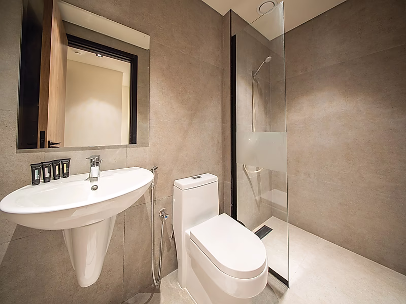 Hot Deal! All-Inclusive Serviced Apartment | Long-Term Value - Photo 8