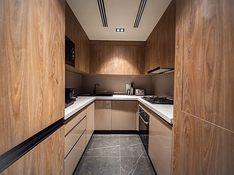 Hot Deal! All-Inclusive Serviced Apartment | Long-Term Value - Photo 20