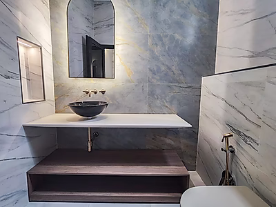 فيلا فاخرة تتكون من 7 غرف نوم وأكثر