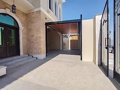 فيلا فاخرة تتكون من 7 غرف نوم وأكثر