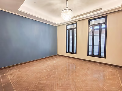 فيلا فاخرة تتكون من 7 غرف نوم وأكثر