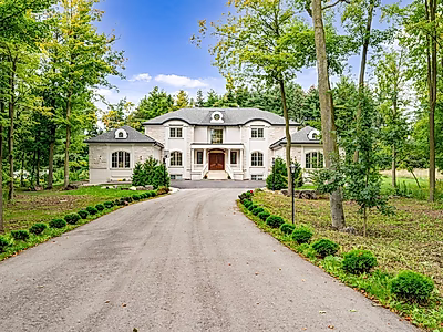 PRESTIGIOUS MANSION l 7+ BEDROOM!