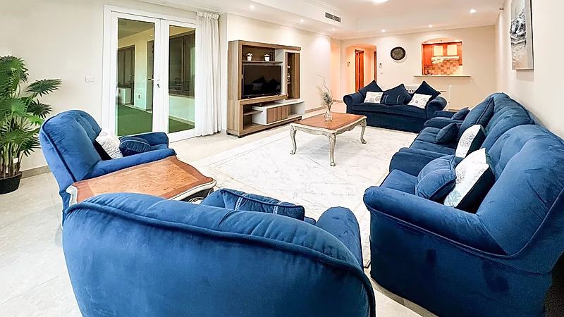 FULLY FURNISHED | HUGE BALCONY | 2BR - Photo 3