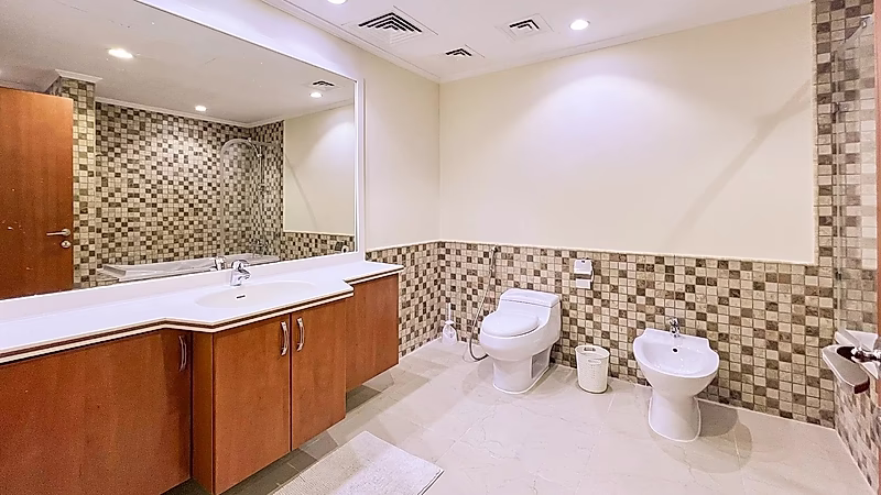 FULLY FURNISHED | HUGE BALCONY | 2BR - Photo 7