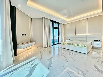 Chic 2BR Retreat | Full Sea View