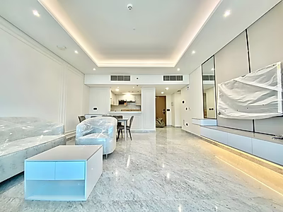 Chic 2BR Retreat | Full Sea View