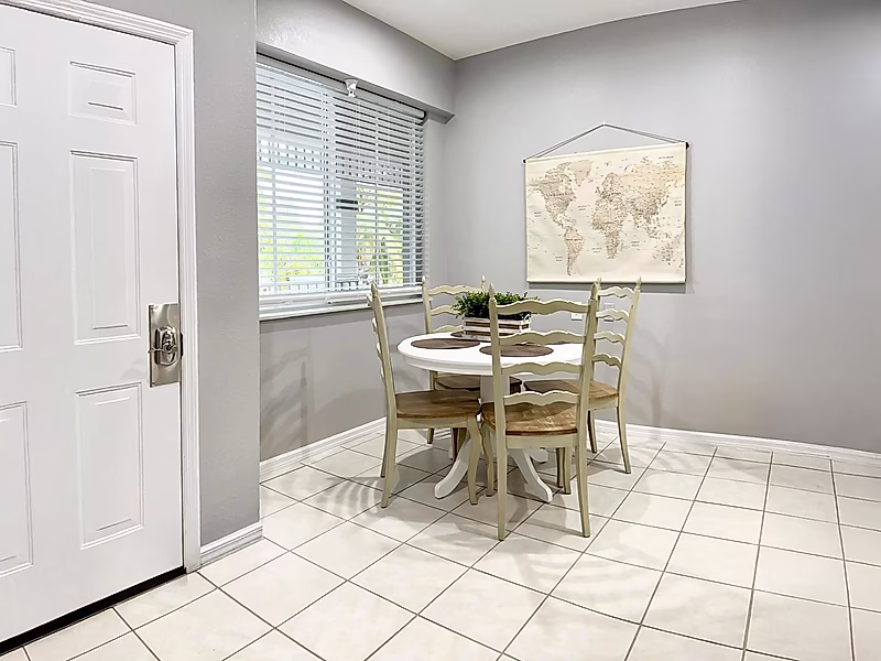 Luxury 2BR Condo in Lely Resort, Naples – Golf Access & 15 Min to the Beach | Ideal Investment or Vacation Home - Photo 8
