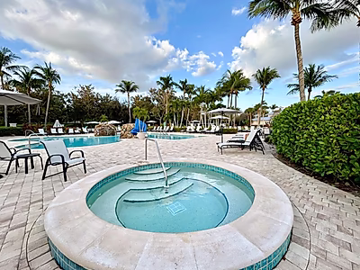 شقة فاخرة بغرفتي نوم في منتجع ليلي، نابولي - إمكانية الوصول إلى ملعب الغولف و15 دقيقة إلى الشاطئ | استثمار مثالي أو منزل لقضاء العطلات