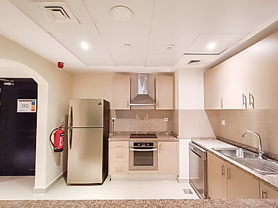 SPACIOUS 1BR SEMI FURNISHED IN THE PEARL | PORTO ARABIA