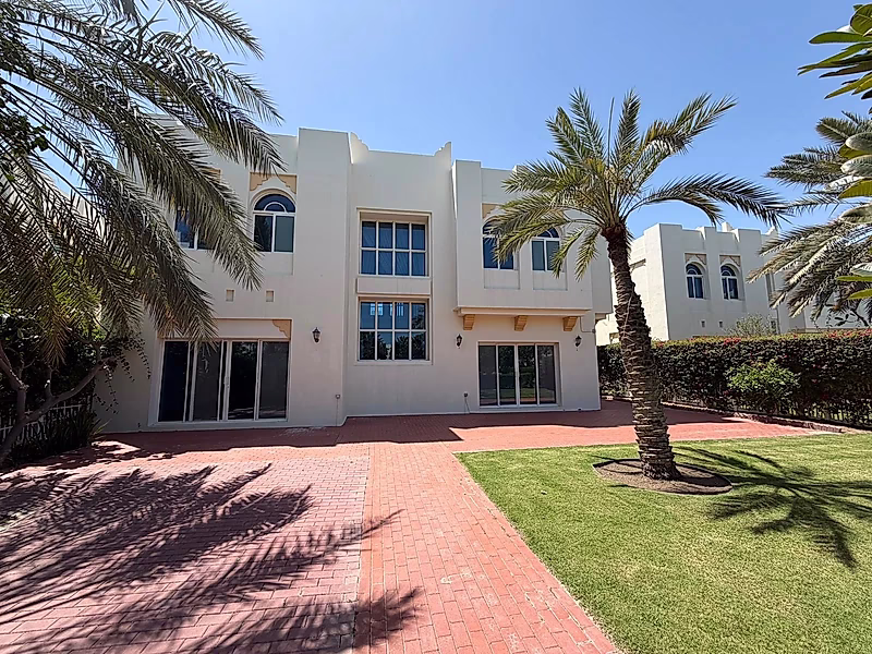 RENOVATED | 4BR + M - BEACH ACCESS | WESTBAY LAGOON - Photo 13